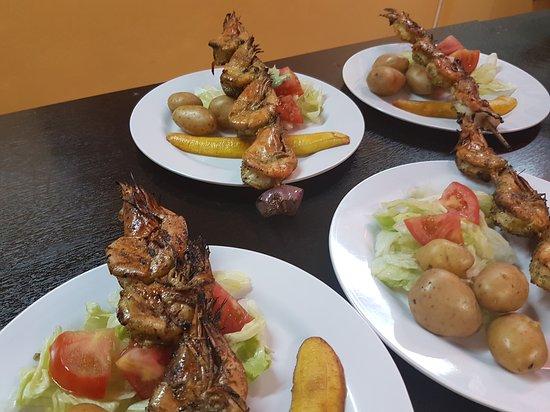 Los Pinchos De Langostino
